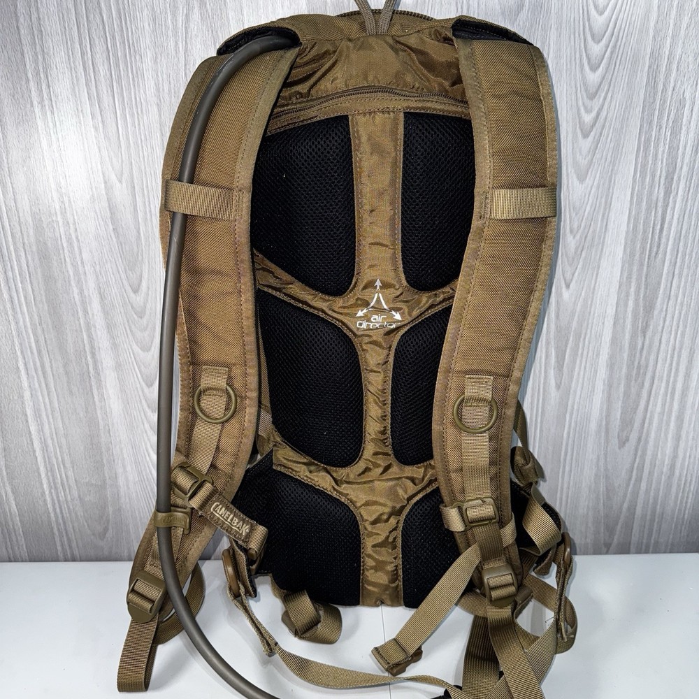 Camelback Chaos Tan Hydration Backpack Hiking Hunting Includes Bladder & Tubing