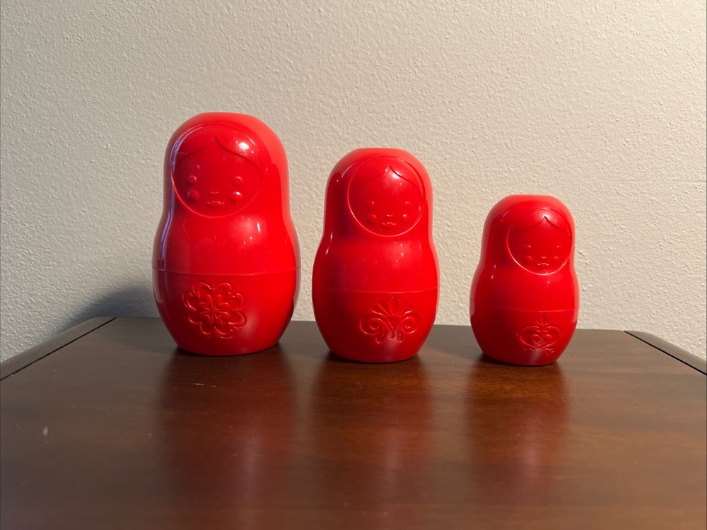 Fred Red Nesting Doll Measuring Cup Set 6pcs