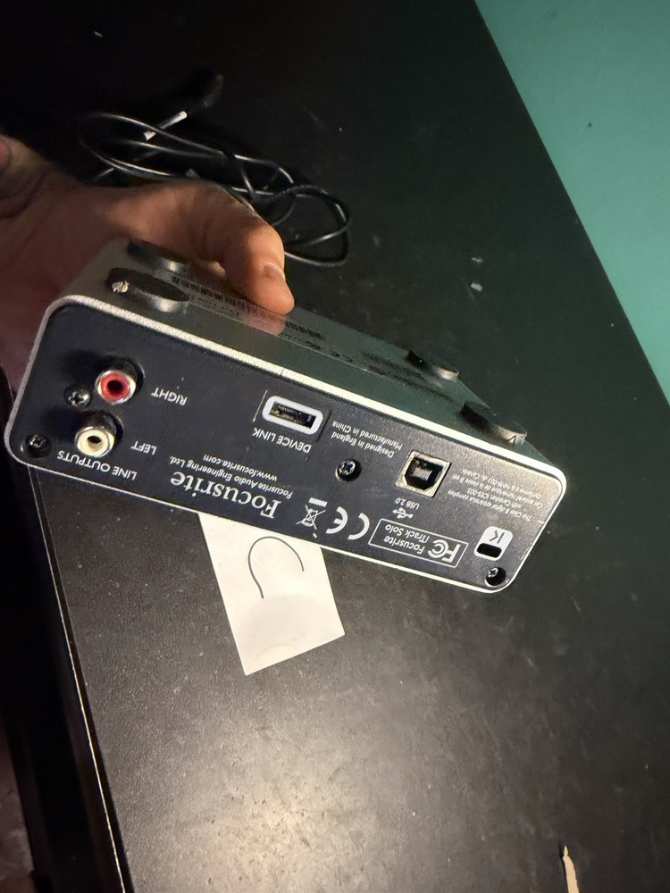 FocusRite iTrack Solo Audio USB Interface (read description)