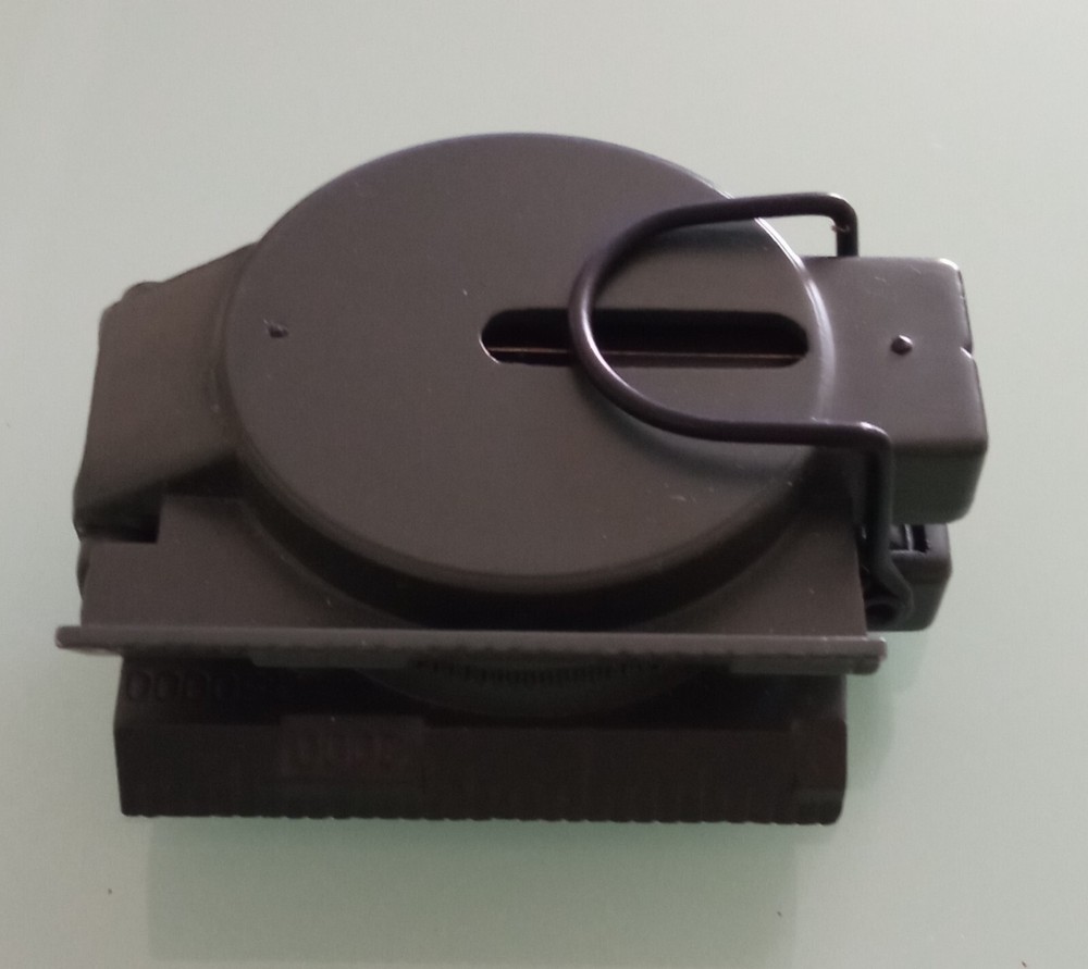 Bearing And Prismatic Compass With Instrucion