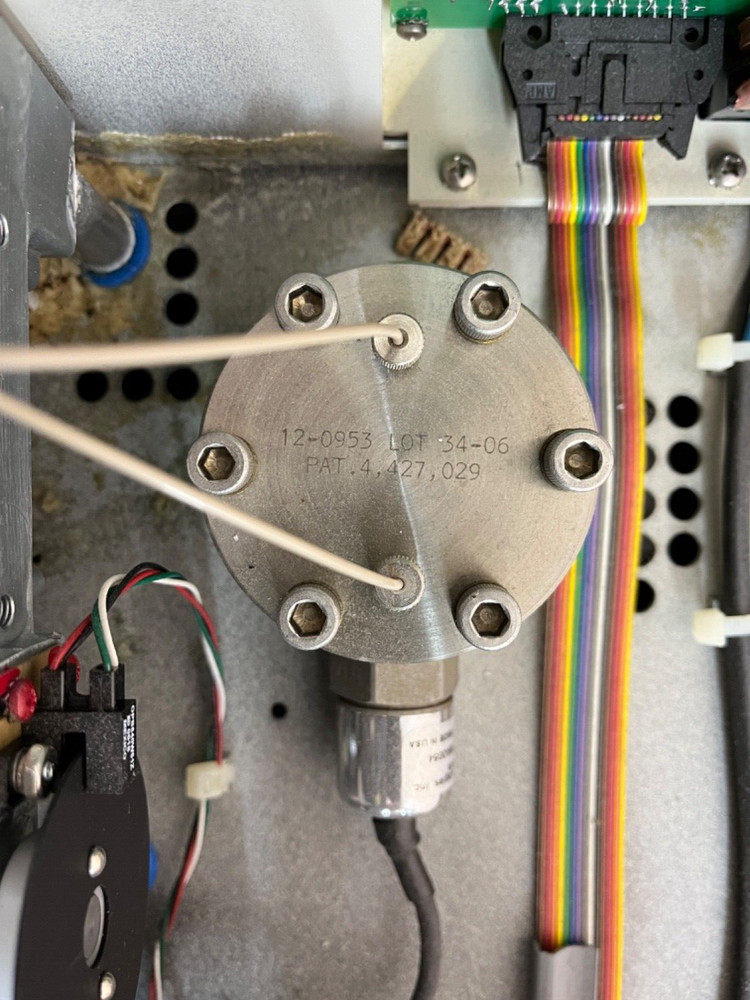 SSI Scientific Systems Incorporated Series 3 Isocratic HPLC Pump