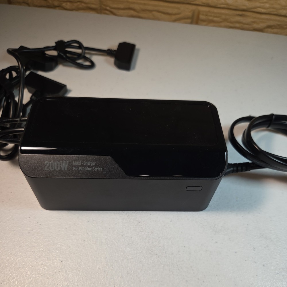 [Ready stock] EVO Max series multi-charger