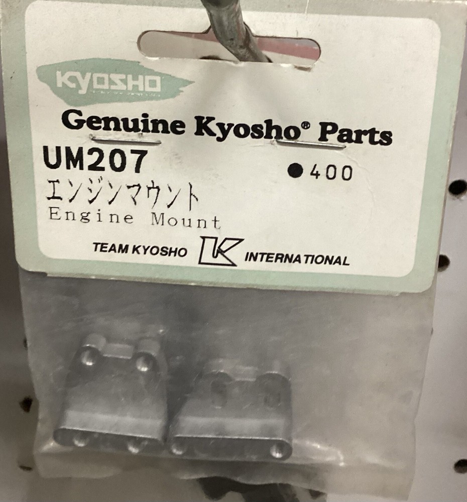 KYOSHO UM207 engine mount