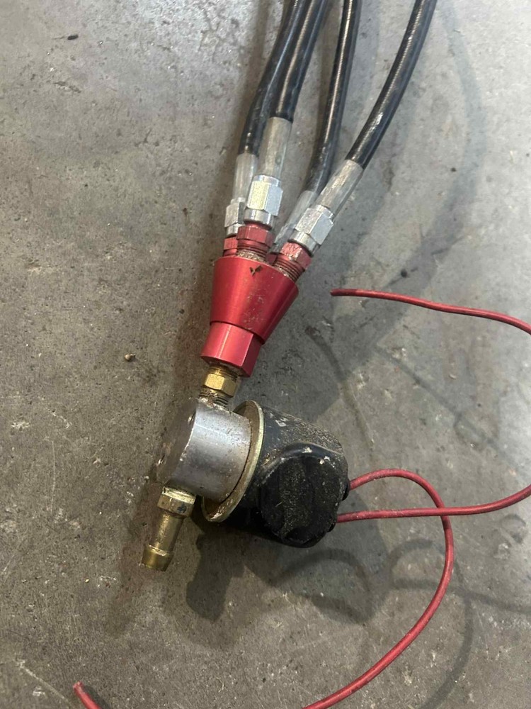 NOS NITROUS DISTRIBUTION BLOCK WITH LINES