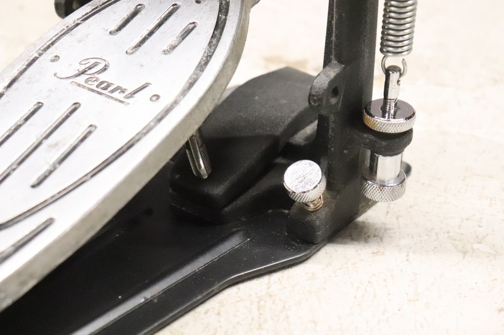 Pearl P-900 Single Chain Solid Base Bass Drum Pedal