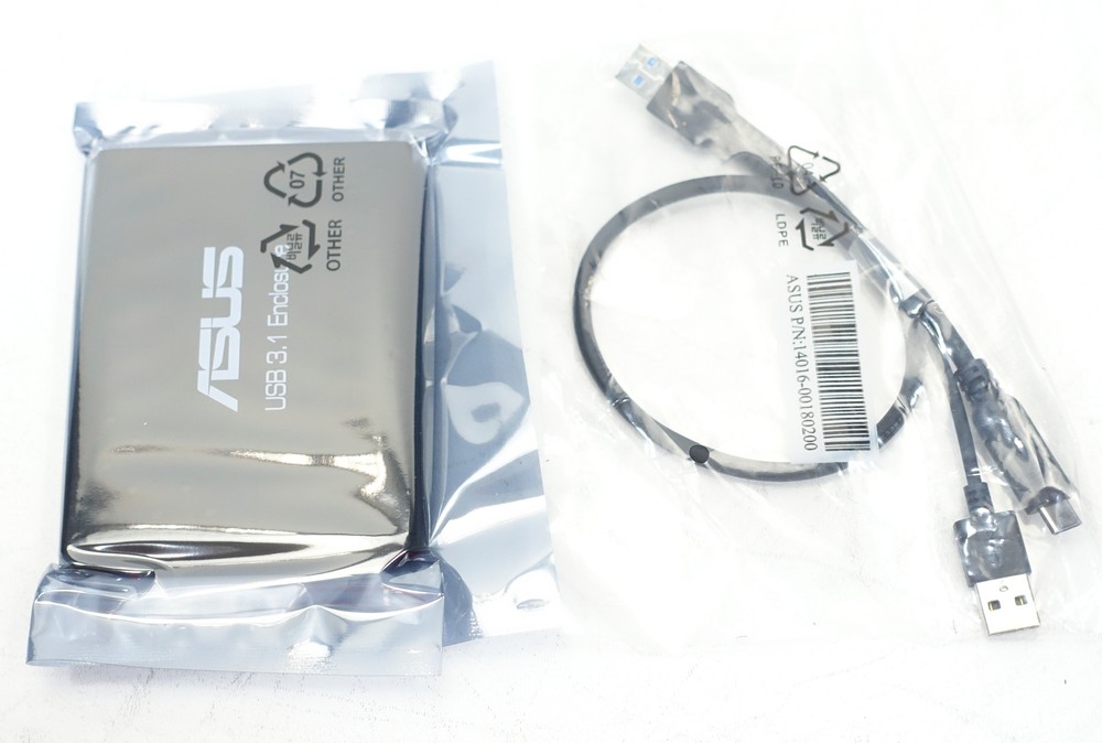 ASUS 512GB External SSD USB 3.1 Gen 2 Type-C External Drive Enclosure