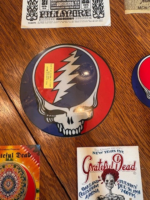 Grateful Dead Bundle ; 3 AUTHENTIC HANDBILLS, 3 DEADHEAD STICKERS(1 LARGE), +