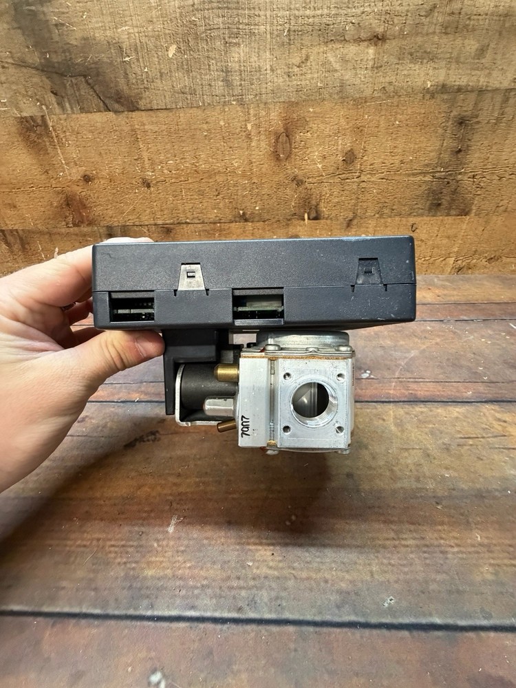 Dungs GB-ND 055 D01 S22 Gas Pressure Switch 230V EN126 IP40