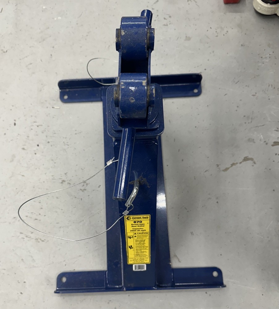 Current Tools 670 Screw Type Telescoping Reel Stand Medium 2500lb Capacity