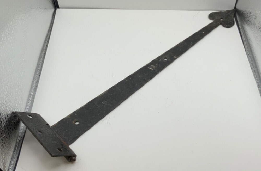 Vintage Wrought Iron Barn Shed Door Gate Hinge (D)