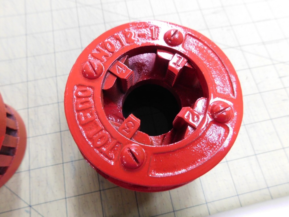 Toledo 1074 Pipe Threader with 3 Dies, 1", 1.5", 2"