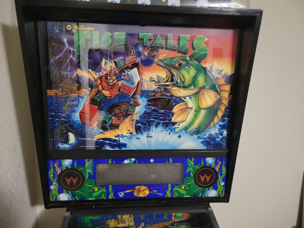 Fish Tales Pinball Machine, 1992