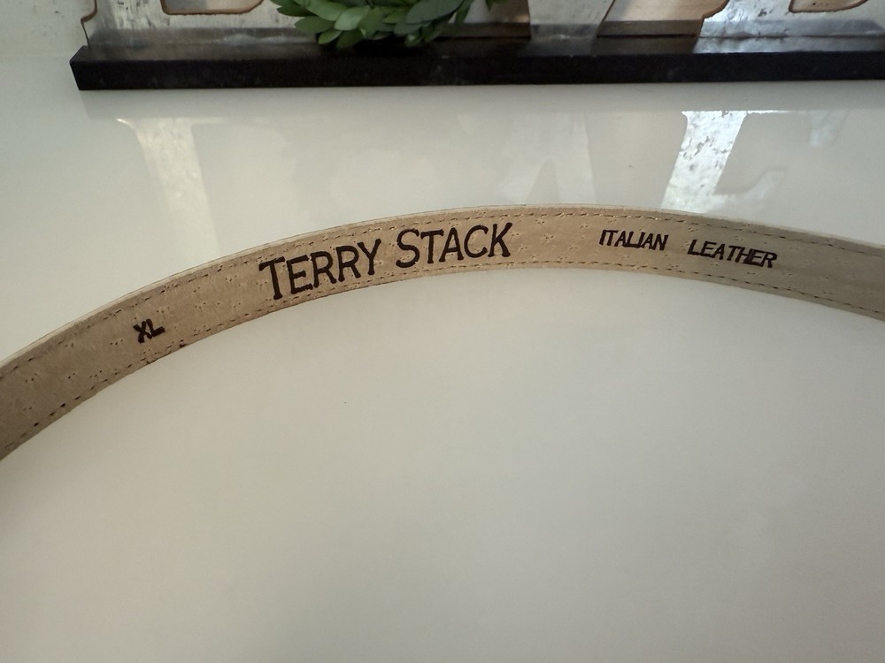 Terry Stack Size XL Minimalist Belt Off White Italian Leather Hook Loop Closure