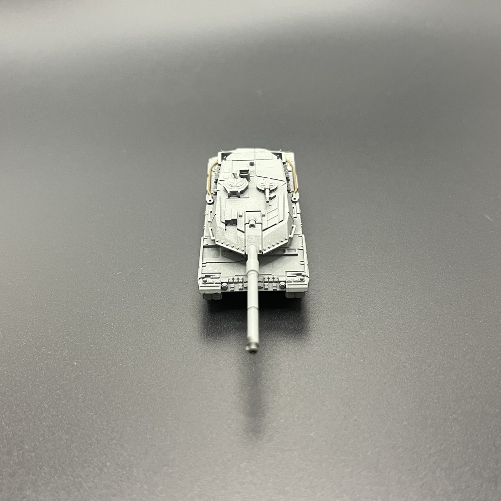 1/144 Leopard 2A6 Tank Model Main Station Tank Model