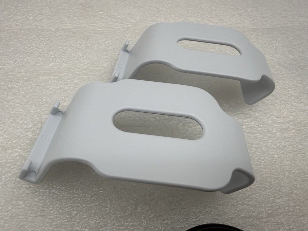 VR Controller Storage Stand Hooks w/Charging Cable For PSVR2,Charging Hangers