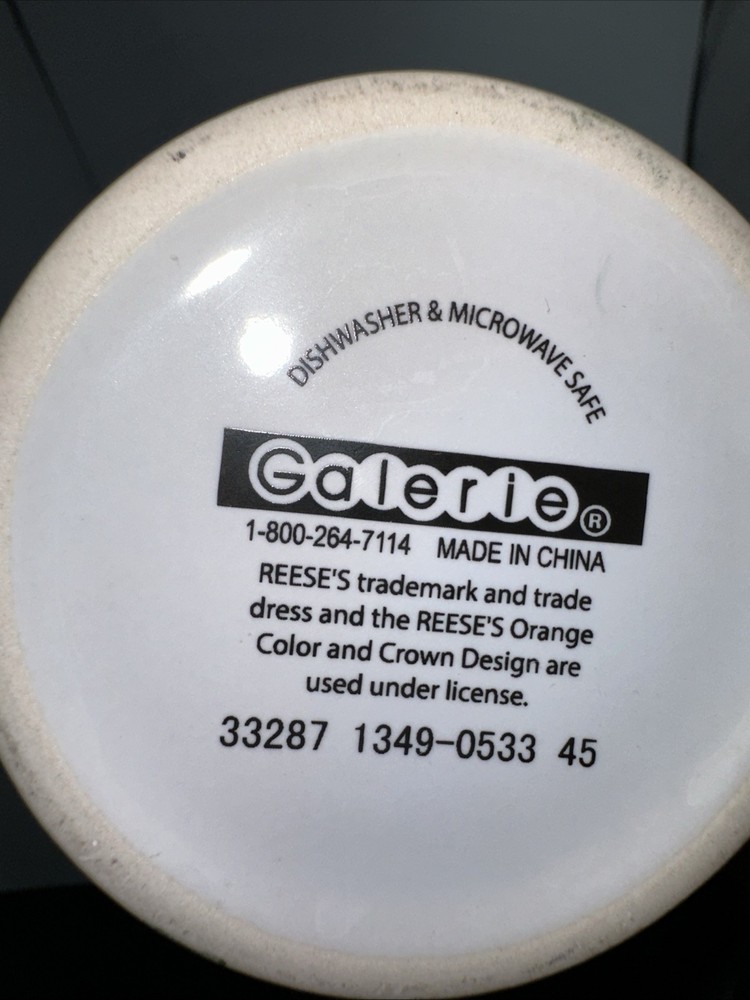 REESE'S 12 oz Ceramic Coffee Mug - Made by Galerie - (005)