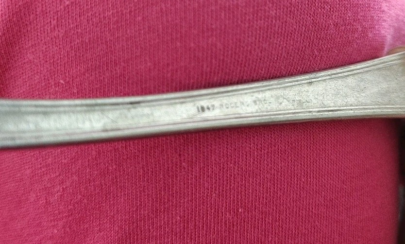 Vintage ROGERS BRO Antique Silver Long Fork