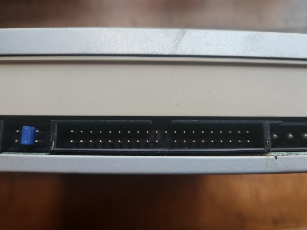 Asus QuiteTrack 16X - IDE DVD ROM Drive - Model# DVD-E616A