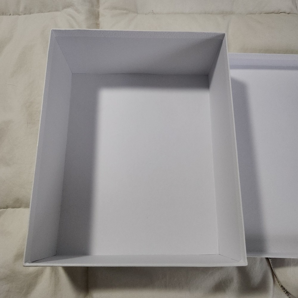 DIOR Empty White Textured Gift Box 12 x 9.5 x 4.5