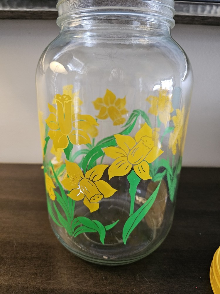 Vintage Daffodil Sun Tea Jar