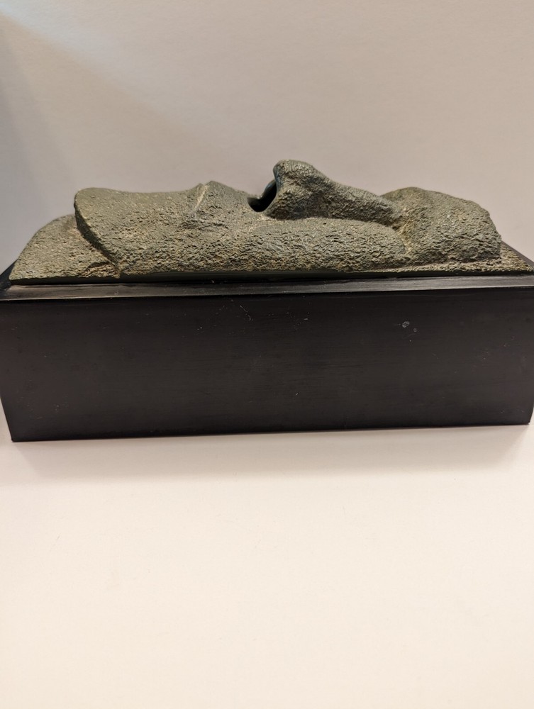 VTG Rotary Hero Moai Tissue Box Holder
