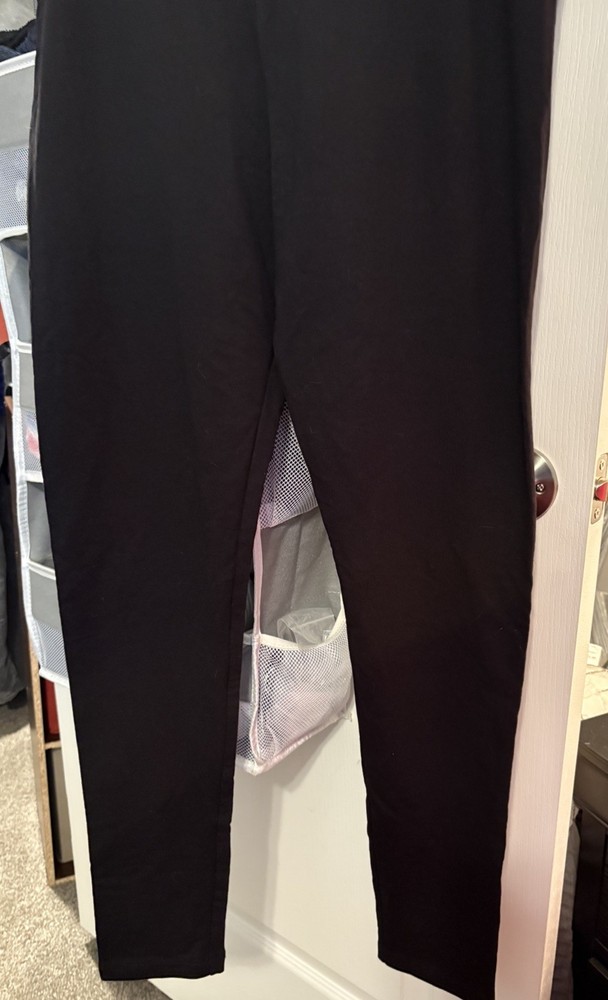 H&M Divided Solid Black Pull On Stretch Casual Basic Leggings Womens L