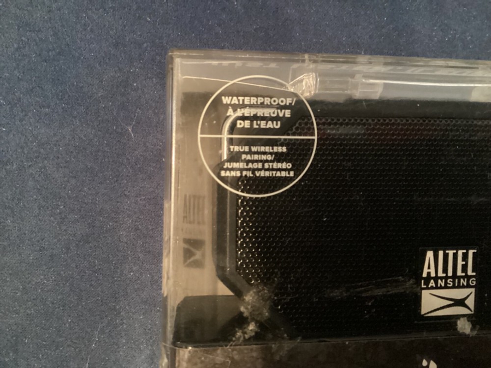 Blue Tooth Speaker Altel Lansing Mini H203