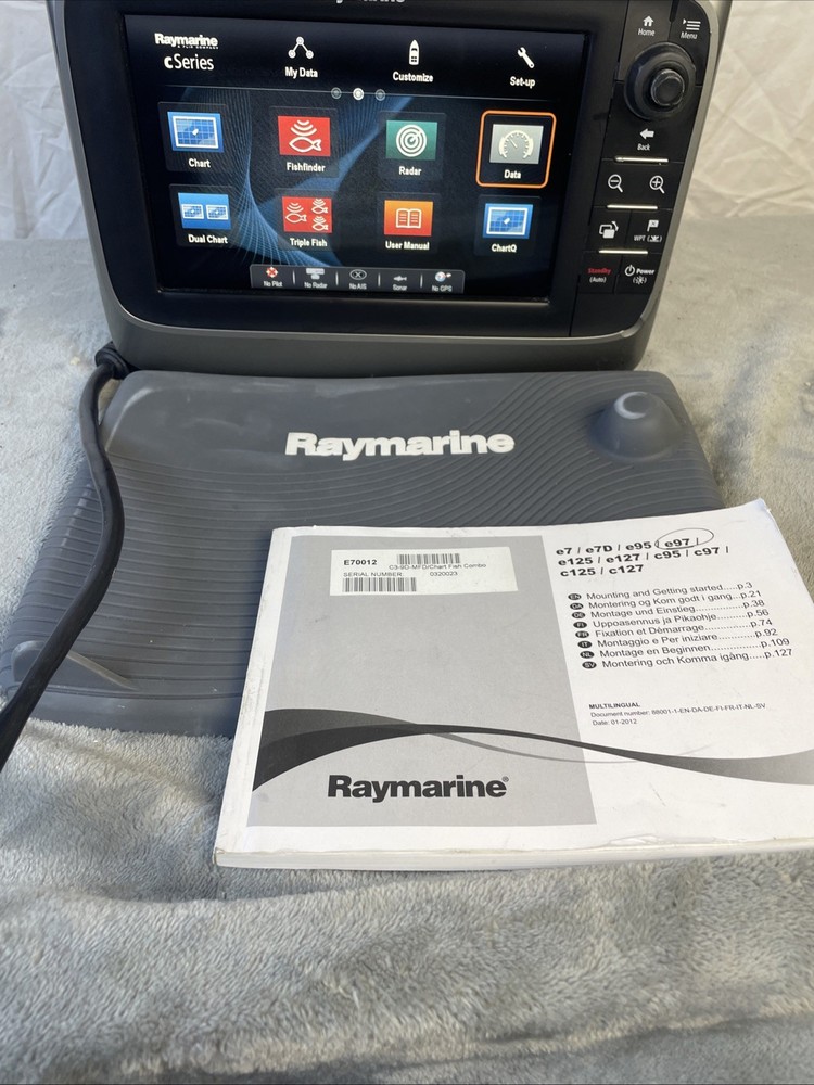 Raymarine c95 GPS Chartplotter Multifunction Display E70012 With Suncover