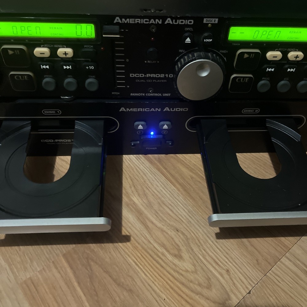 American Audio DCD-PRO210 - PLAYER UNIT Working Condition