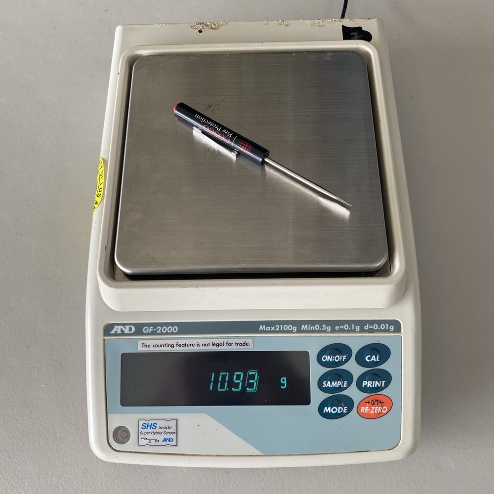 A&D GF-2000 Precision Lab Balance Compact Bench Scale Max 2100 g