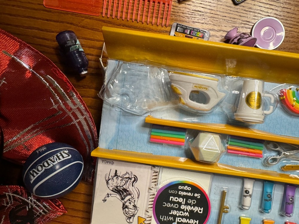 RAINBOW HIGH ACCESORIES PREOWNED!