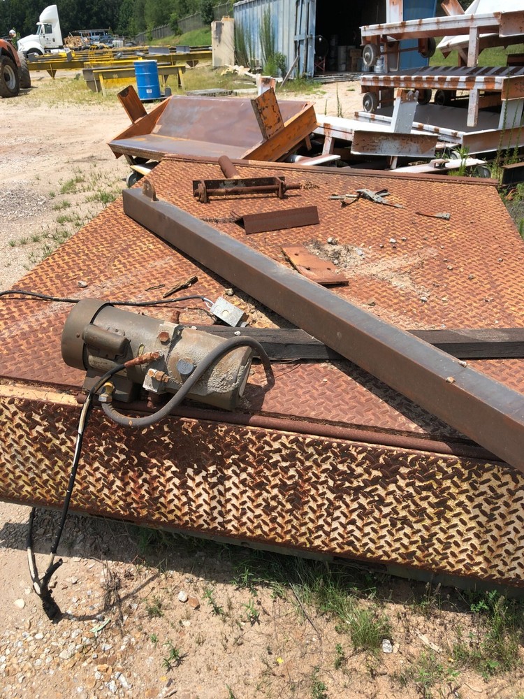 Dock Leveler