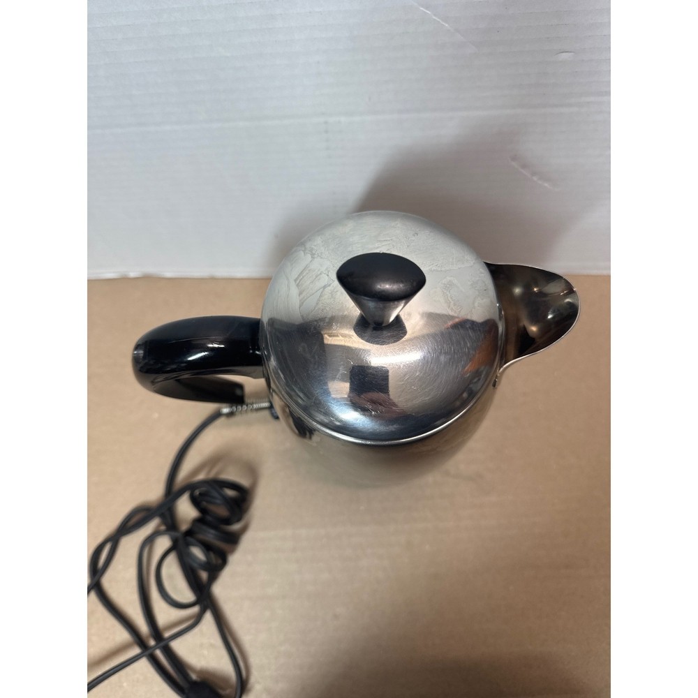 Farberware Superfast Fully Automatic Electric Percolator Coffee Maker Model 138B