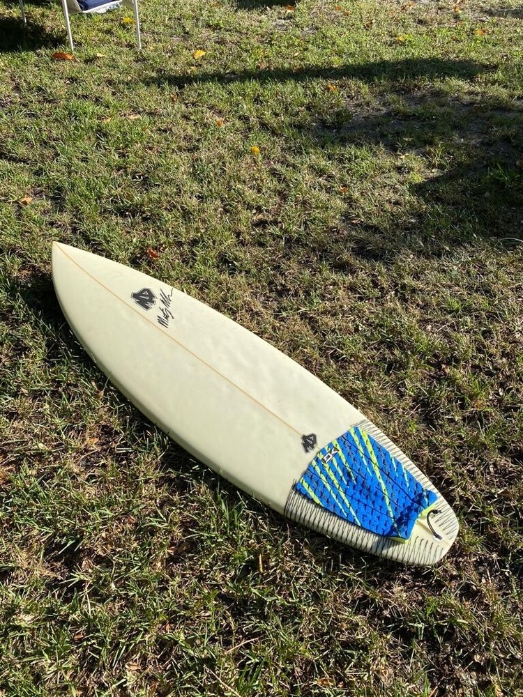 MAD 5’8 McFly Shortboard