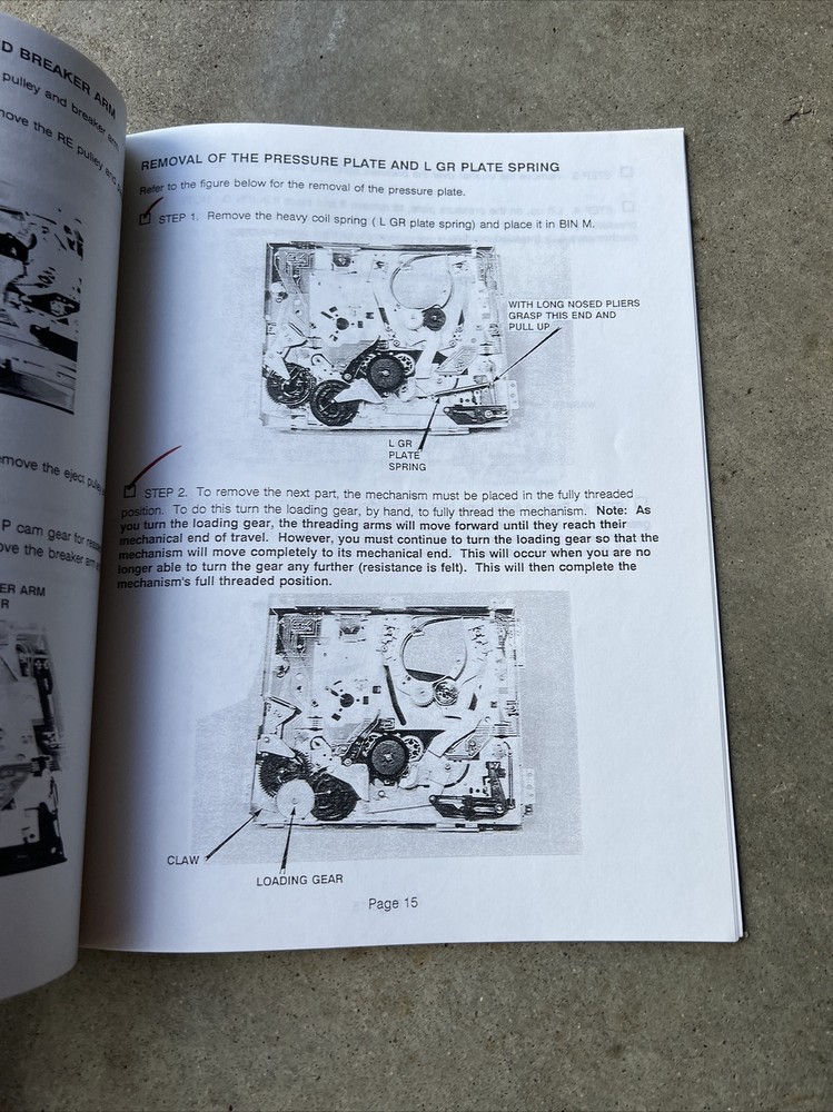 Vintage Sony Training Manuals: VHS-03 Lab