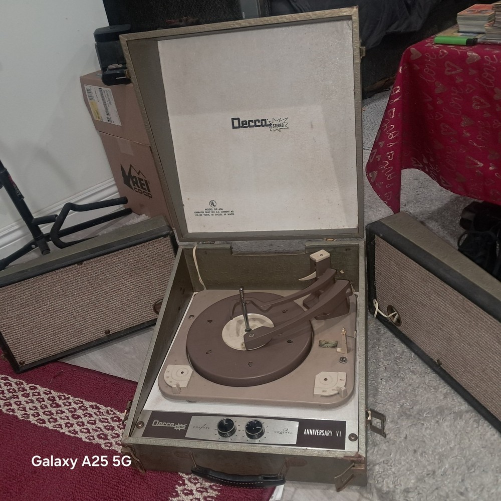 deca dp 656 vintage record player good condition