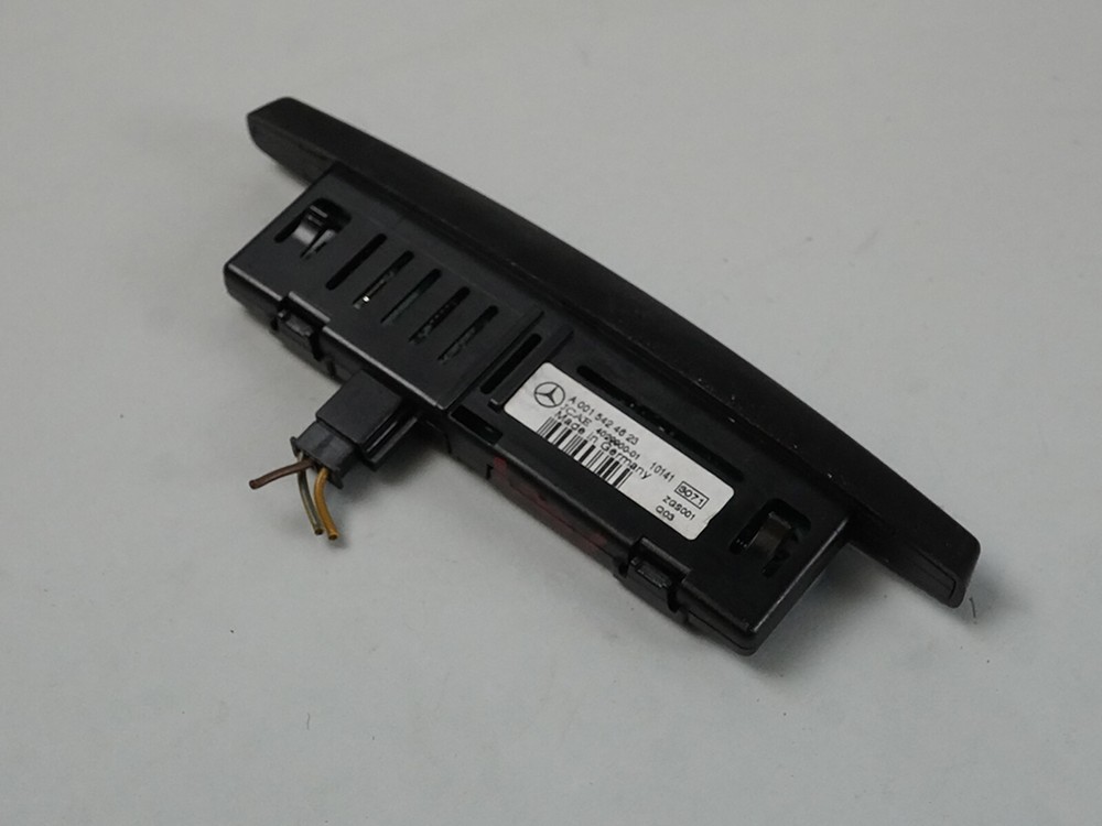 2010 - 2016 Mercedes Benz E Class 212 Park Assist Indicator Display Light Buzzer