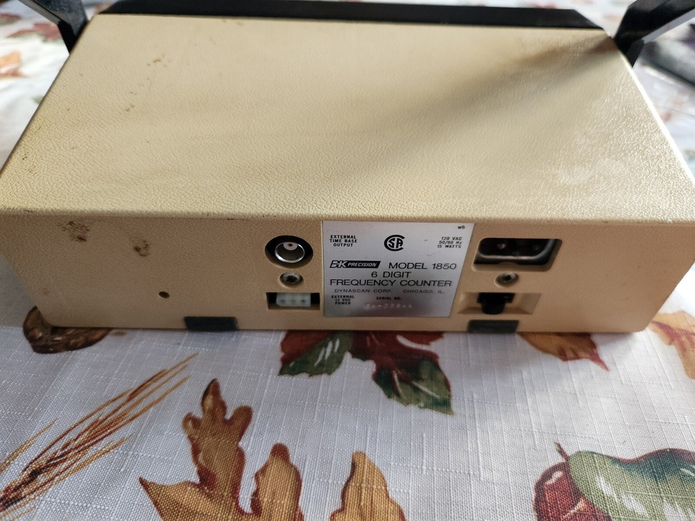 BK Precision 1850 520 MHz Frequency Counter Untested