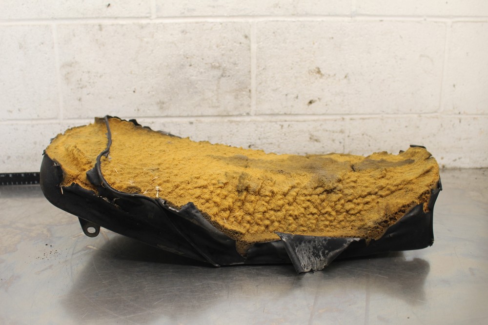 1976 Honda MR250 SEAT SADDLE B396