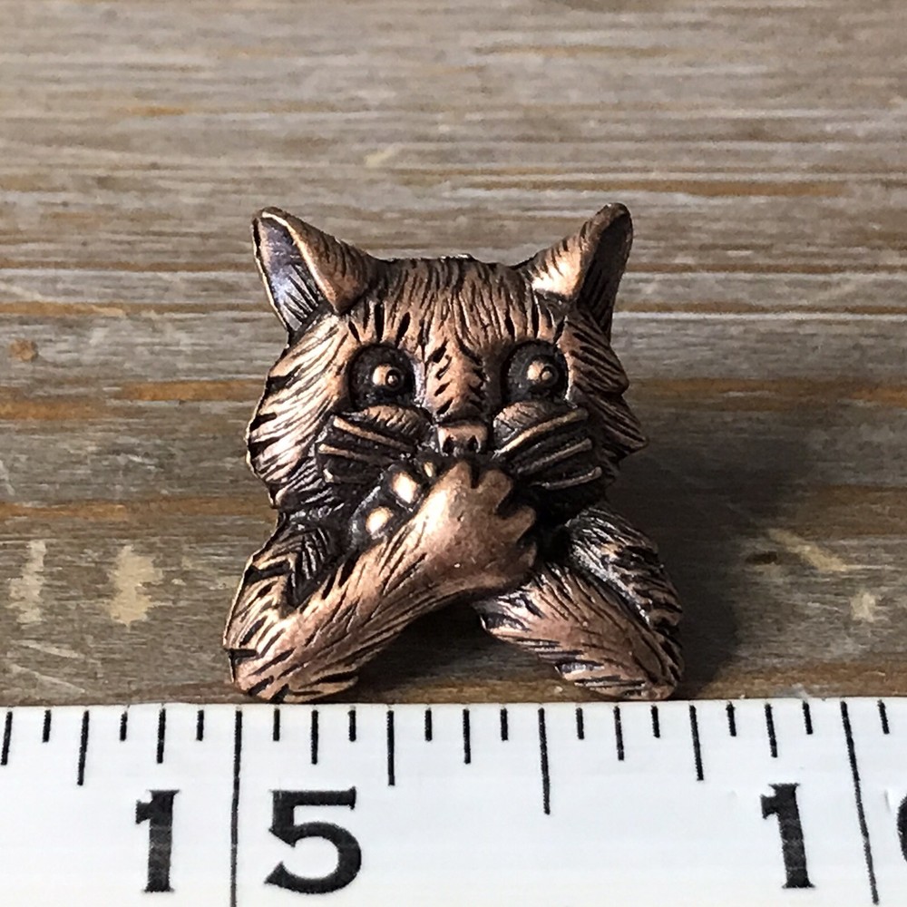 JJ Jonette Speak No Evil Cat Lapel Hat Tie Pin ~C~