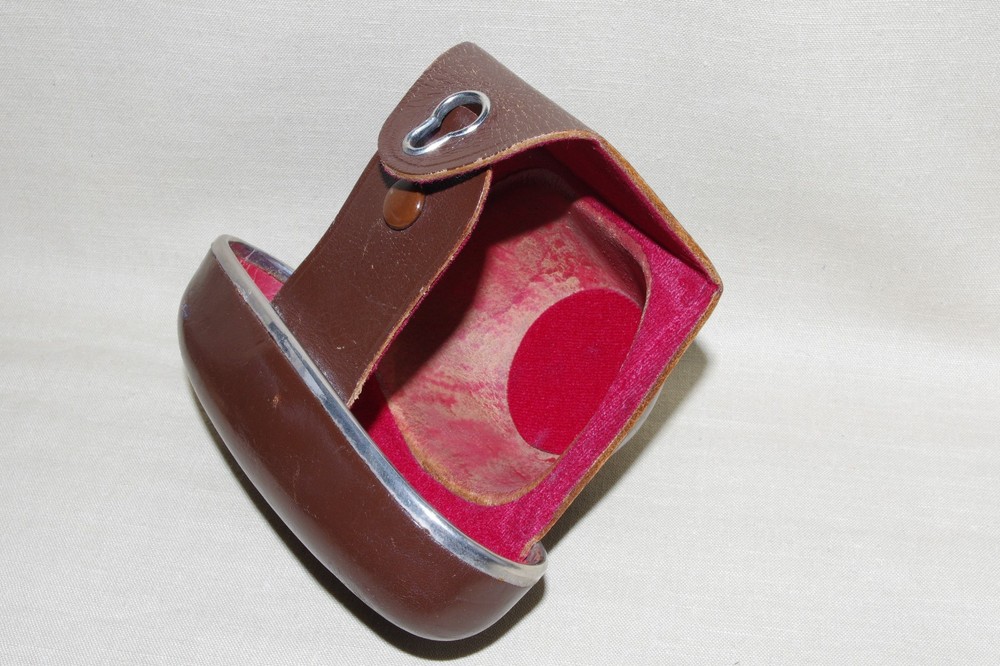 Mint Fully Functional Argus V-100 Camera, Leather Case, 30 Day Return