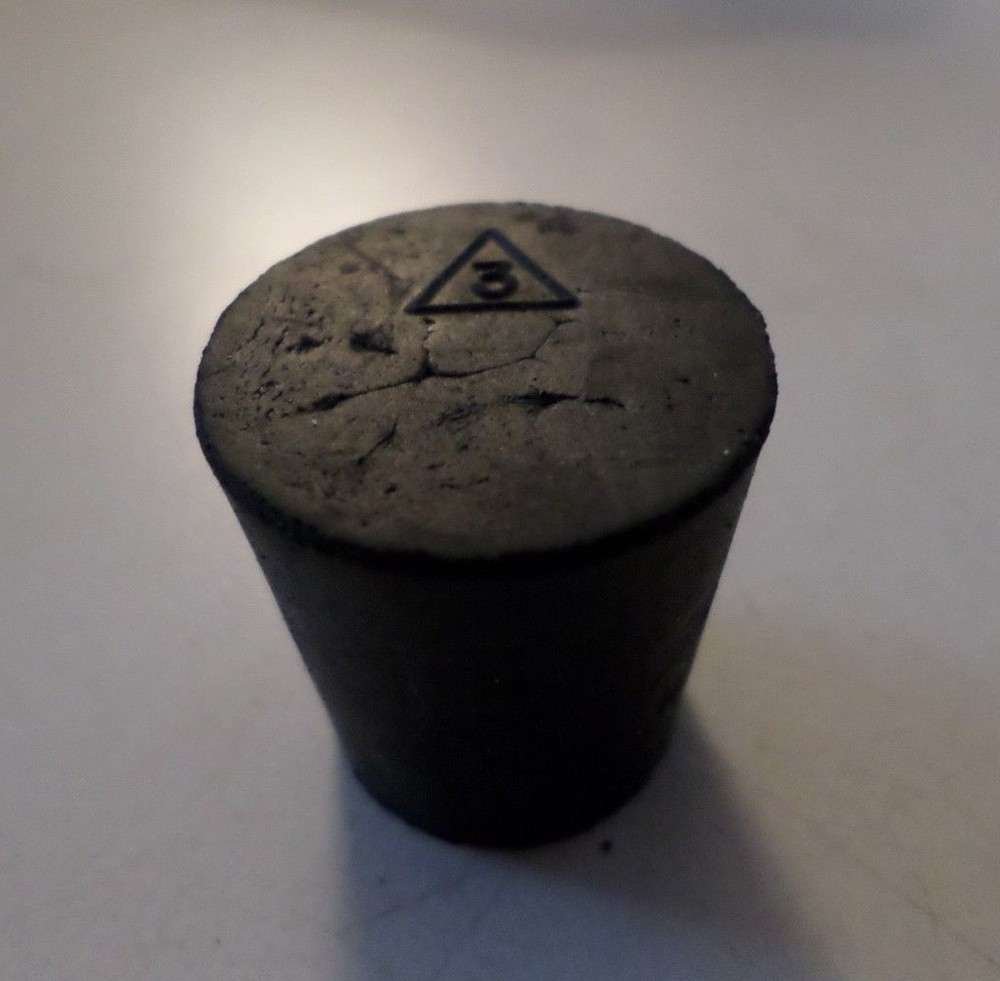 Fisherbrand Laboratory Black #3 Solid Rubber Stopper Seal, 14-130E