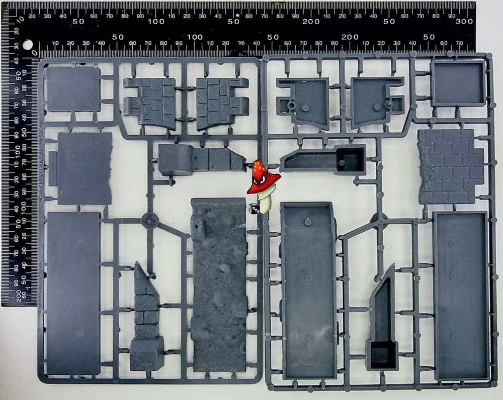 Renedra Breached Castle Wall Sections 28mm 1/56 Scale Plastic wargames scenery