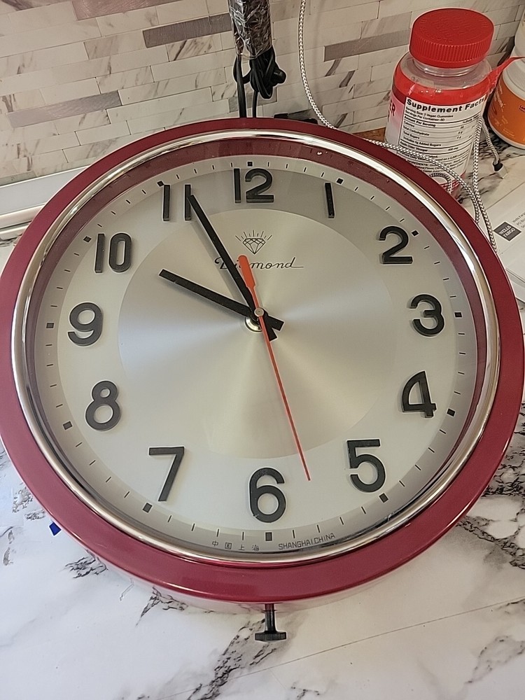 RARE Vintage Shanghai Diamond Electric Clock