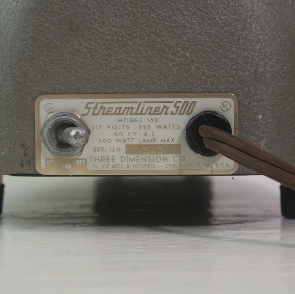 VINTAGE STREAMLINER 500 MODEL 150 SLIDE PROJECTOR AS IS