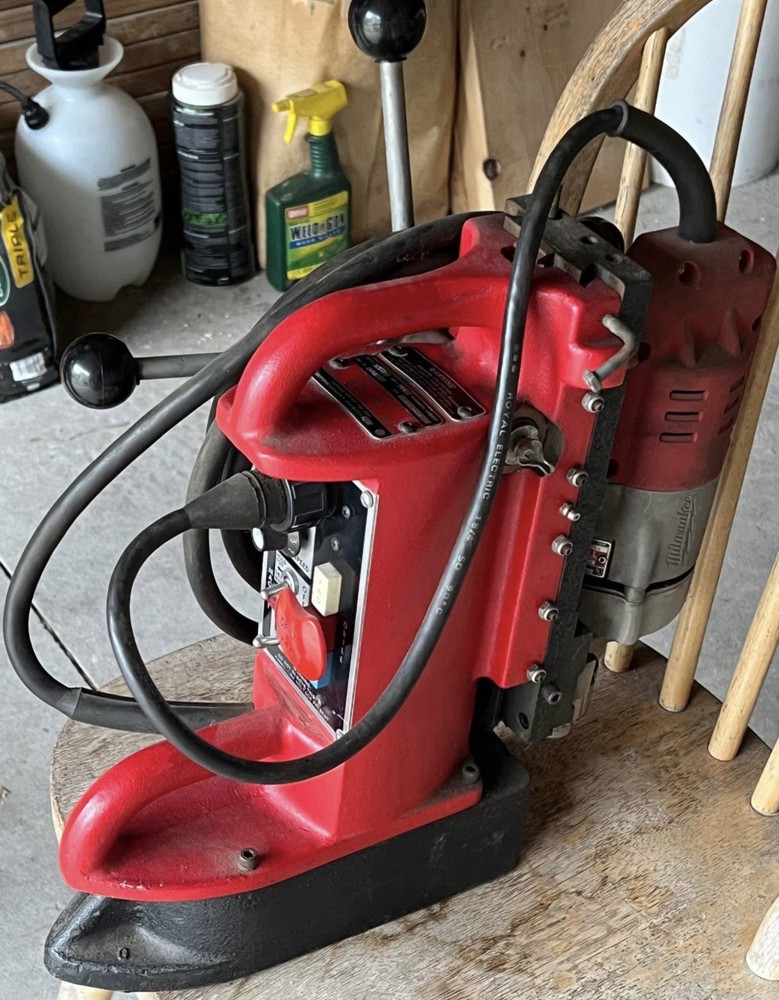 Milwaukee Electromagnetic Drill Press