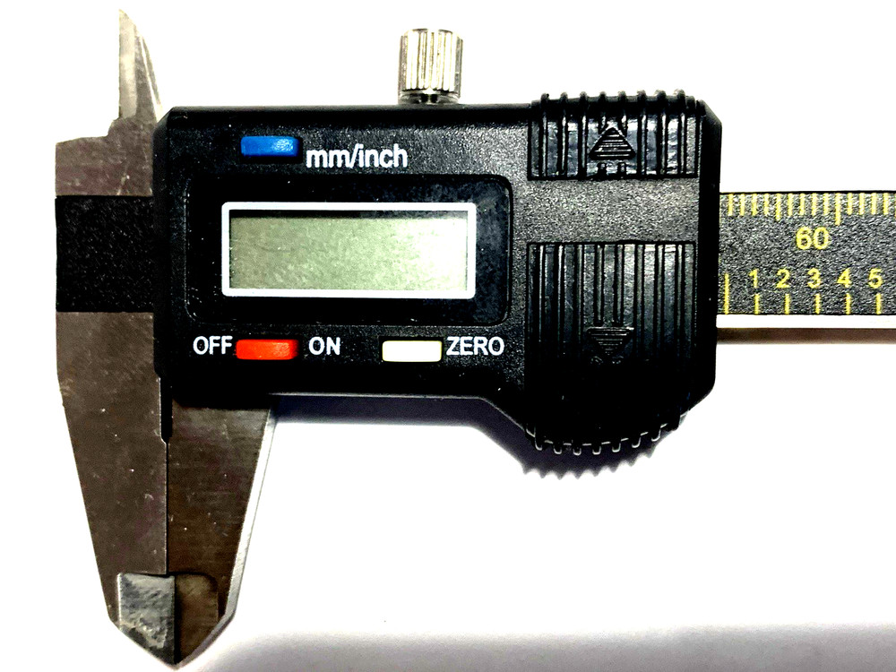 PITTSBURGH 4" DIGITAL CALIPER 63710 $20.00