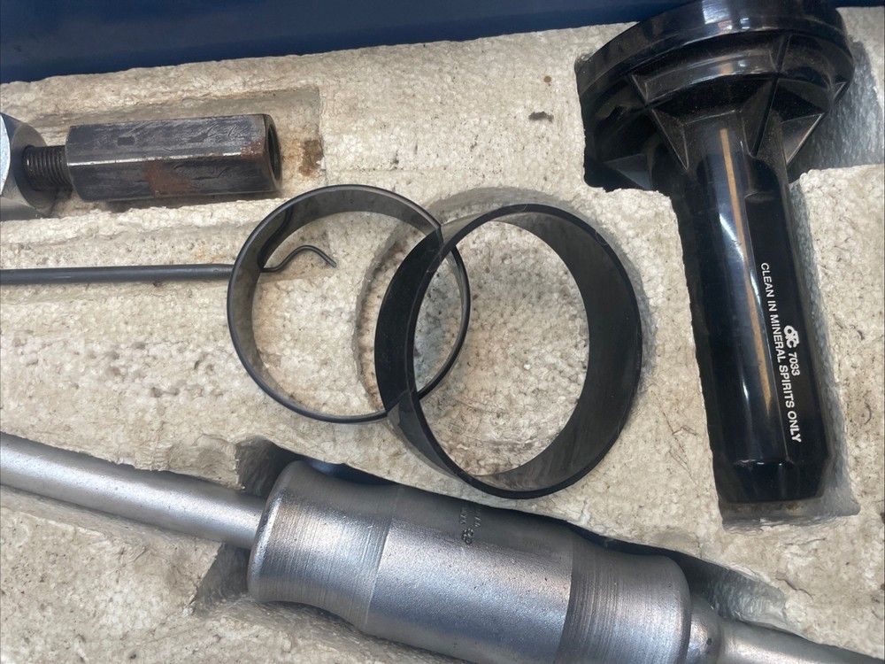 OTC 7040-K?? Caliper Service Piston Puller Brake Tool With Slide Hammer