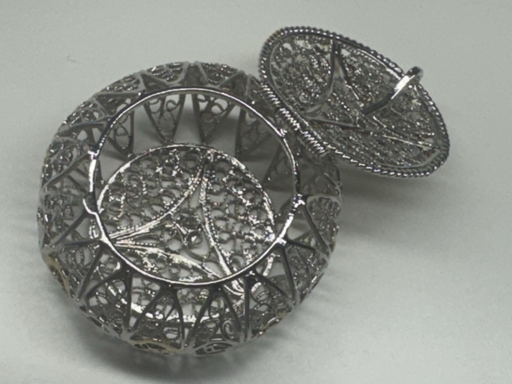 sterling silver 925 filigree round shape pill box