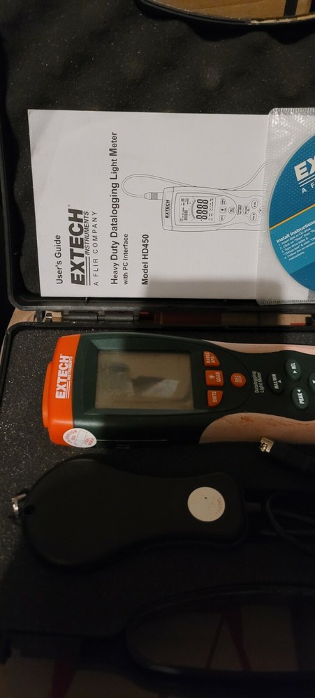 Extech Instruments HD450 Datalogging Light Meter W/ Light Sensor